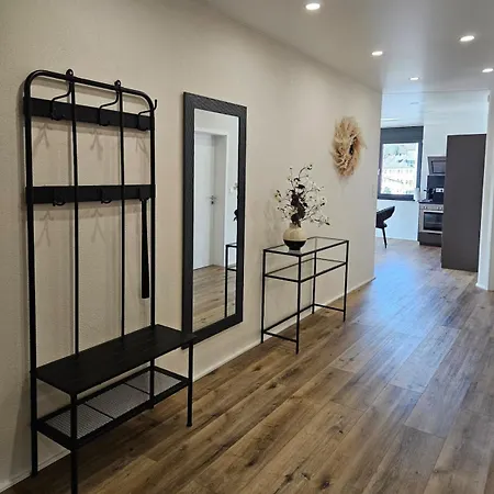 Zentrale 3-zimmer Nahe City-galerie *